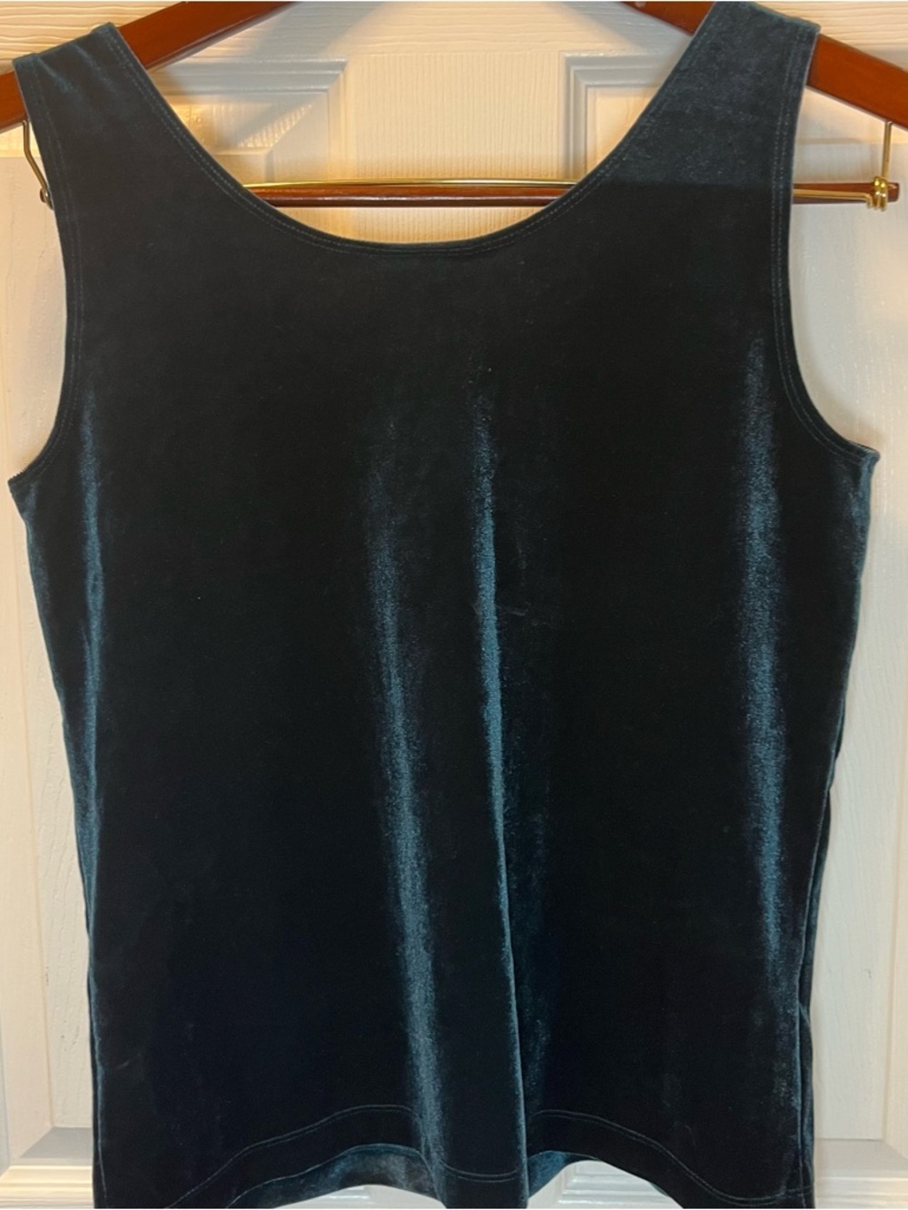 Chico’s Heritage Scroll Velvet Scoop Neck Tank Top Spruce Green Size 1 / Medium - Picture 4 of 7